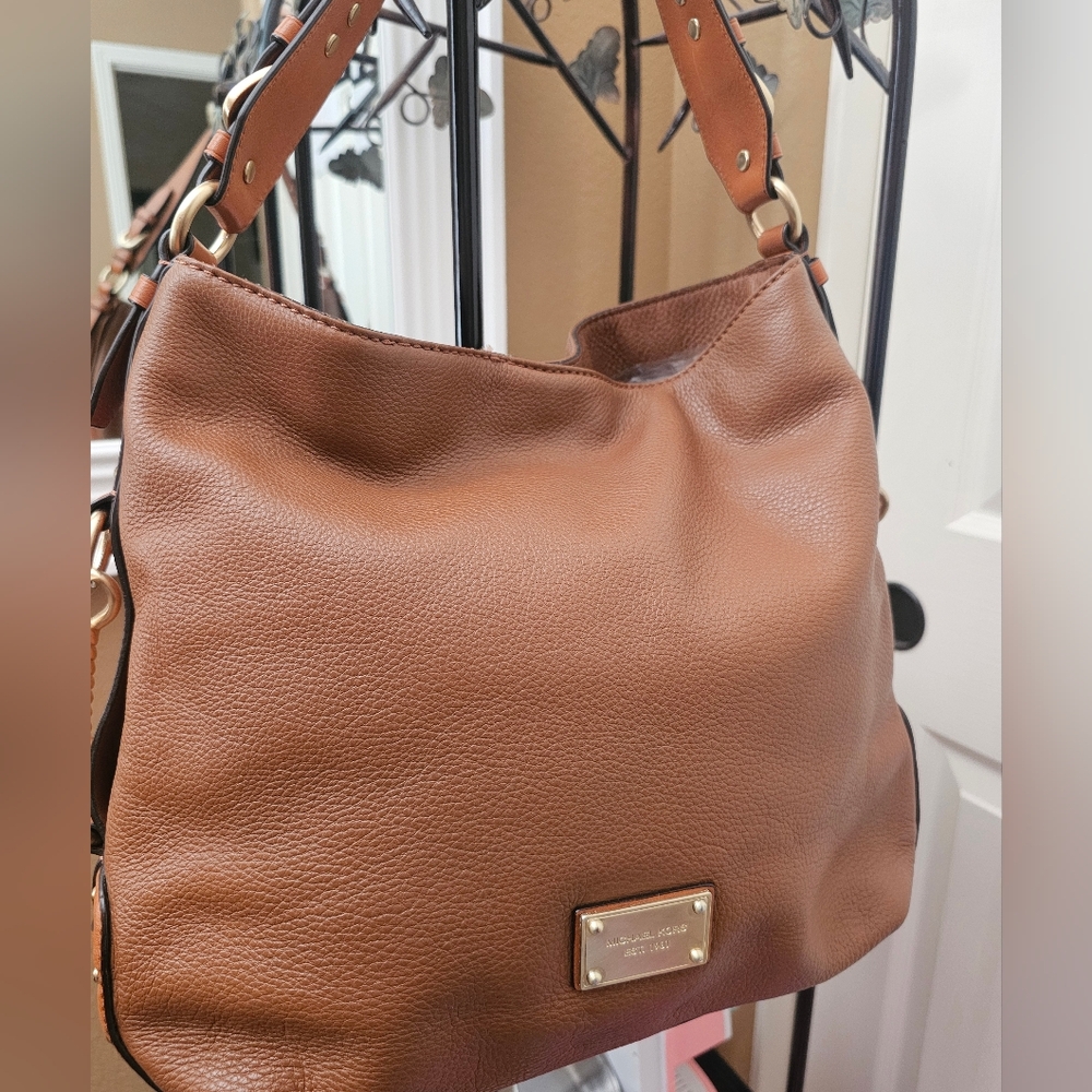 MK Shoulder Handbag
